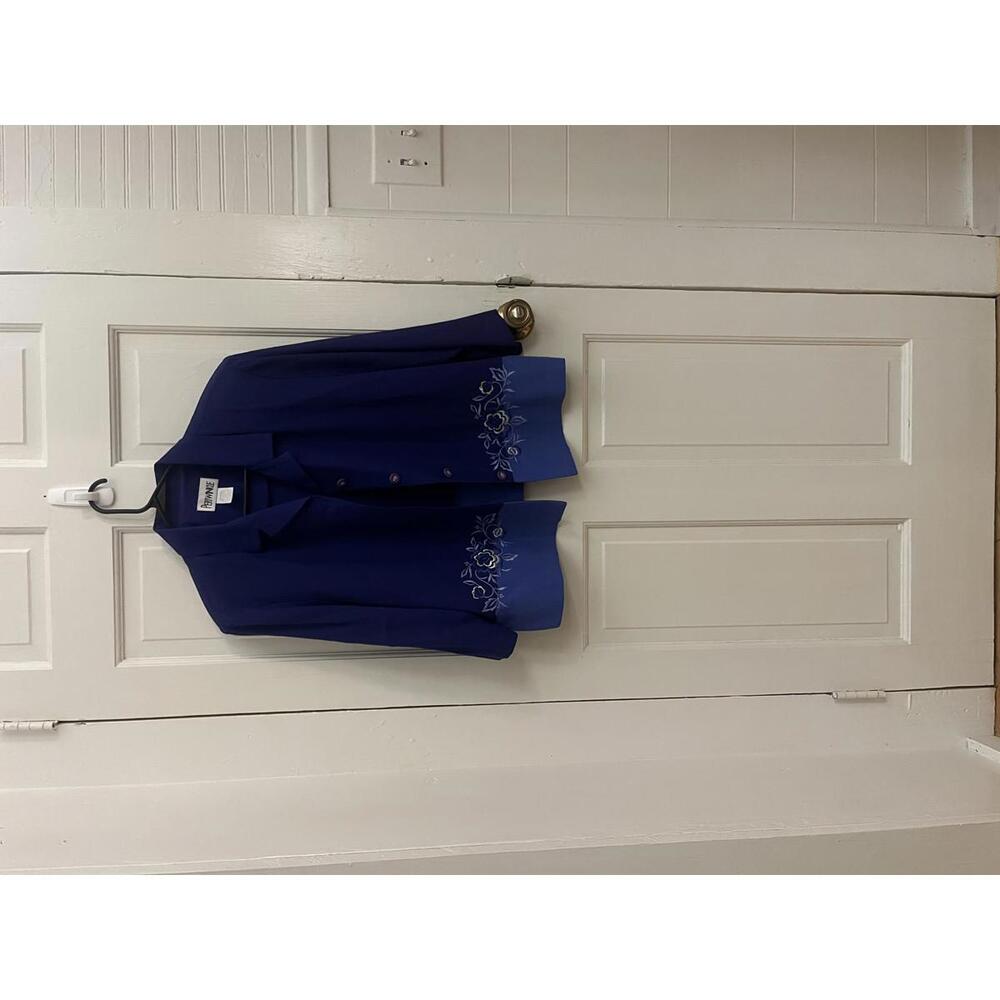 Perwinkle Women's Blue Embroidered Blazer Size 16